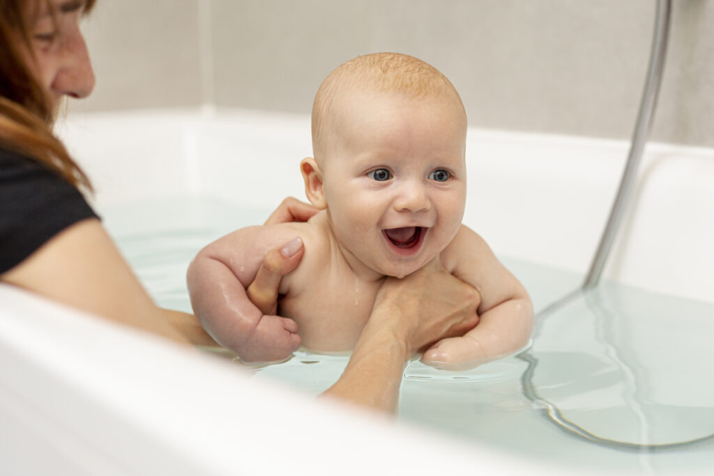 ducha relajante para cambiar horario de sueño bebe